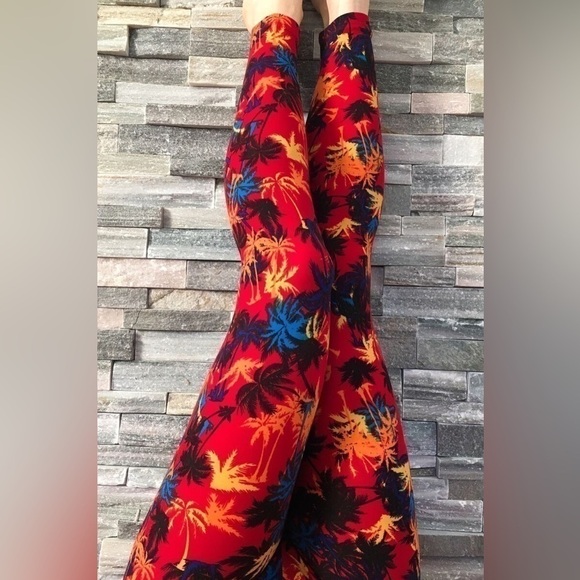 Rare New Lularoe Leggings - Picture 1 of 3